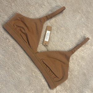 SKIMS Triangle Bralette